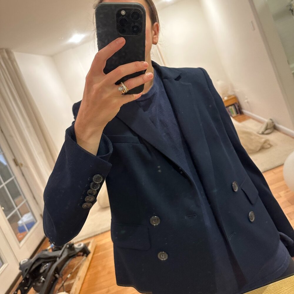 Veronica Beard Double Breasted Navy Blazer size 4